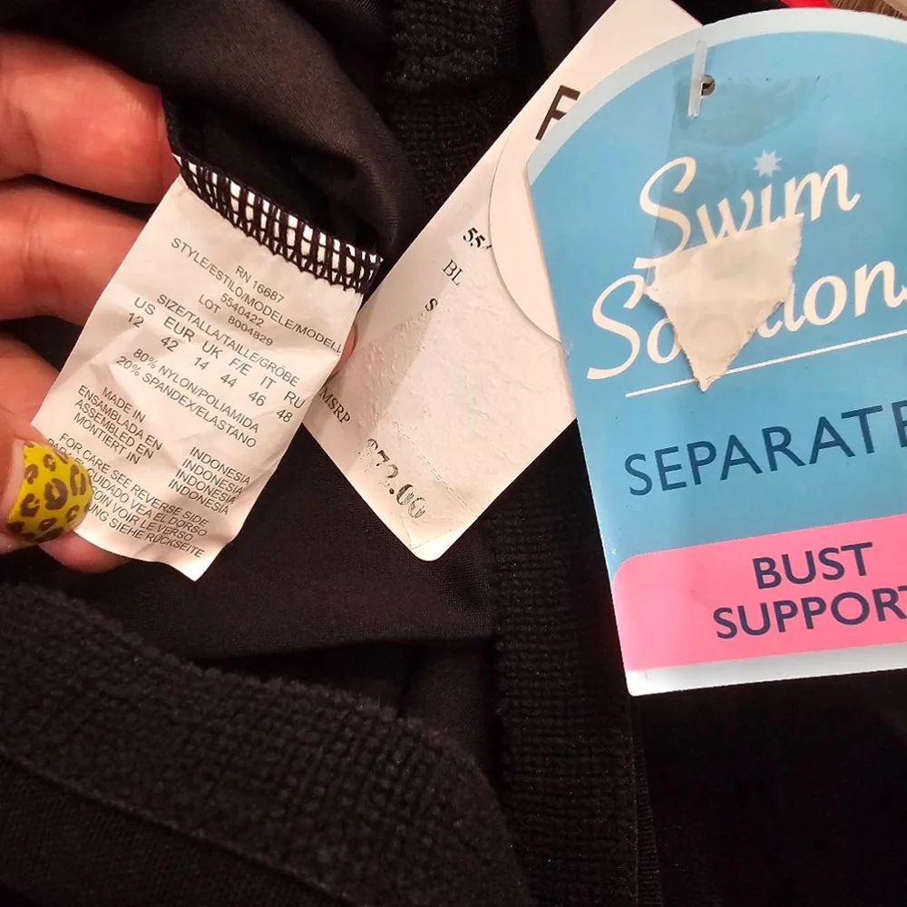 SWIM SOLUTIONS Black Pleated Adjustable Scoop Neck Tankini Swimsuit Top Sz 12 - Picture 3 of 12